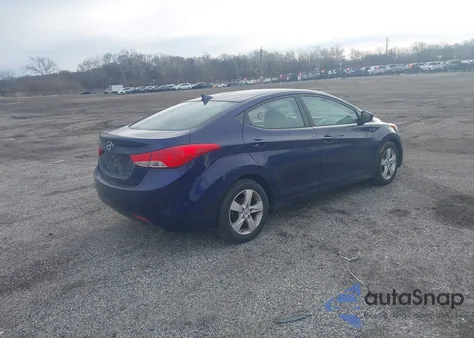 2013 Hyundai Elantra Gls/Limited z USA, uszkodzony, nr VIN 5NPDH4AE9DH196878